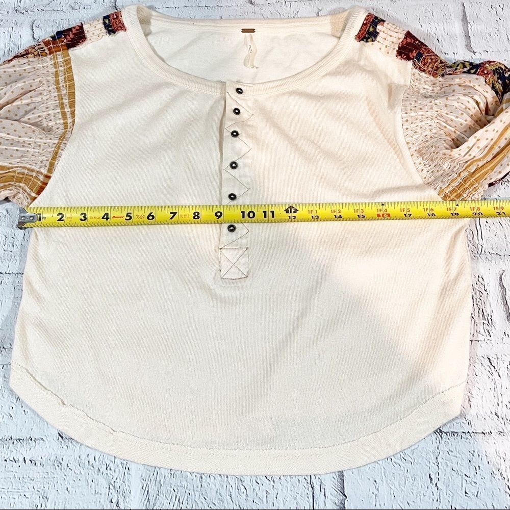 Free People tee with Puffy Boho sleeves - Picture 7 of 8